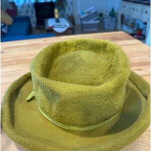 kerri Rosenthal Women’s  vintage felt hat